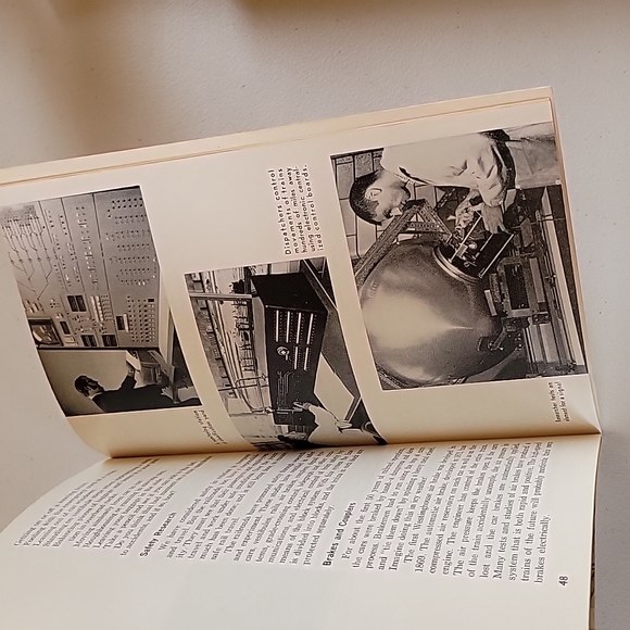 Boy Scouts of America Railroading Booklet - 1975 - Picture 5 of 7